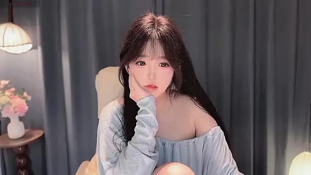 Yaiyigirl online show from March 28, 3:35 pm