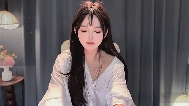 Yaiyigirl online show from February 5, 2:57 pm