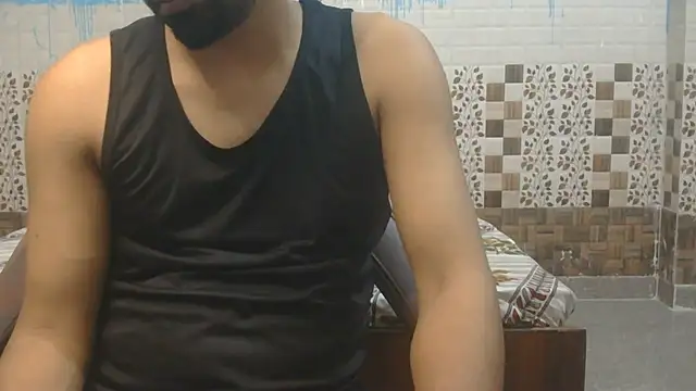 Snapshot of Sneha_lovely01 chatting on June 12, 5:21 pm Sneha lovely01 online show from June 12, 5:21 pm