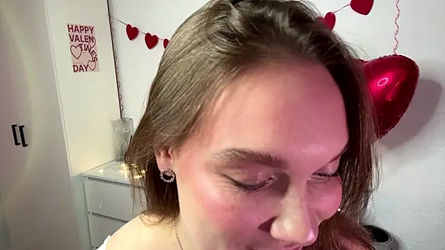 Kalli ly online show from February 13, 2:17 pm