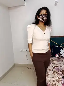 Snapshot of ITZ_GURU chatting on April 23, 6:53 pm ITZ GURU online show from April 23, 6:53 pm