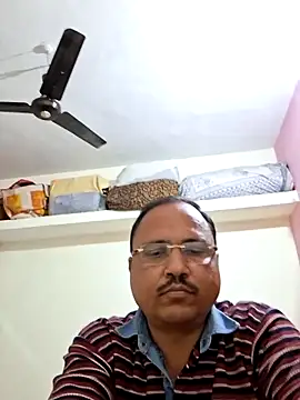 suraj696 online show from November 17, 4:33 pm