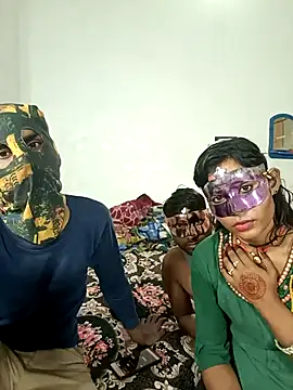 Snapshot of Real-Family chatting on November 28, 3:45 pm Real-Family online show from November 28, 3:45 pm