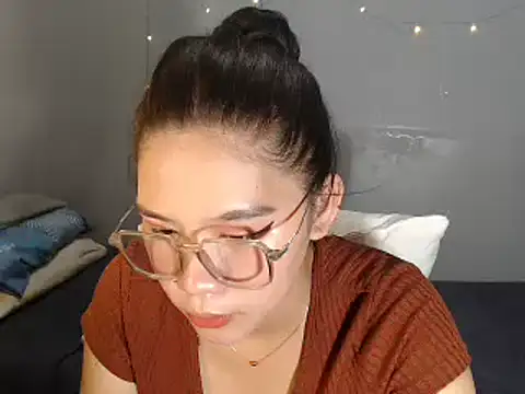 hotsexyreb online show from December 20, 2:03 am