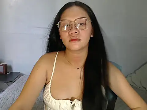 hotsexyreb online show from February 9, 4:10 am