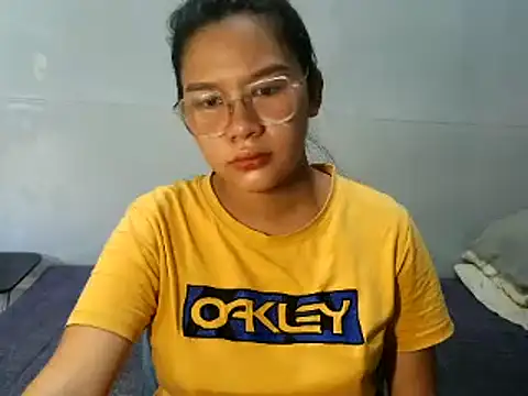 hotsexyreb online show from February 15, 3:29 am