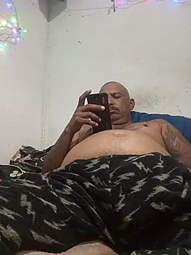 negrocomomisuerte online show from December 19, 5:10 am