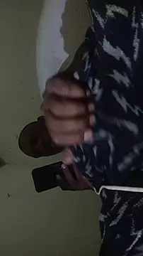 Snapshot of negrocomomisuerte chatting on December 3, 5:30 am negrocomomisuerte online show from December 3, 5:30 am