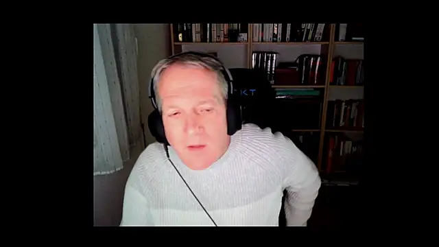 ChocolatMilka44 online show from November 3, 9:57 am