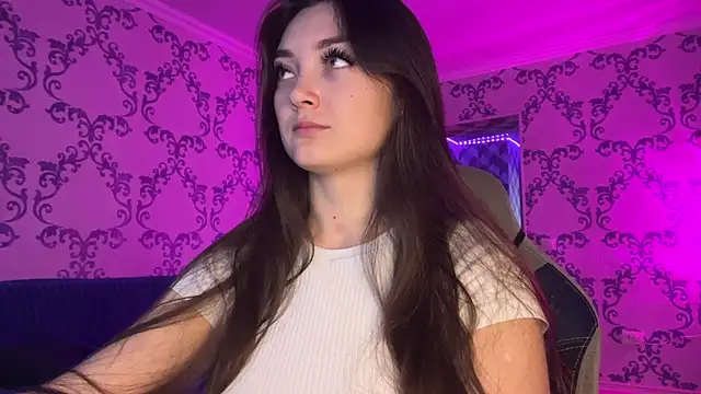 TwotyBright online show from February 27, 6:13 am