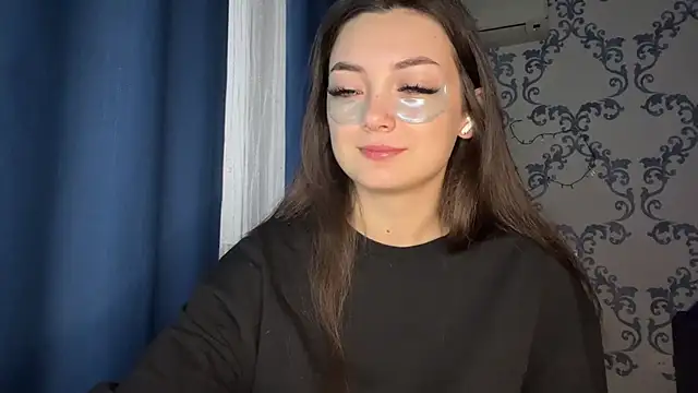 TwotyBright online show from February 1, 6:11 am