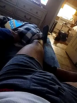 m8je online show from December 20, 12:41 pm