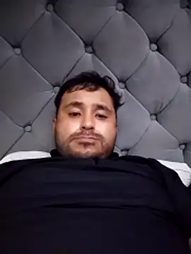 KARNEs24666 online show from April 3, 11:27 am