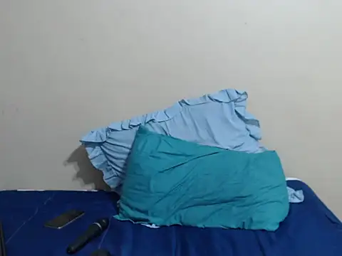 SexyLipss  online show from March 27, 12:08 am