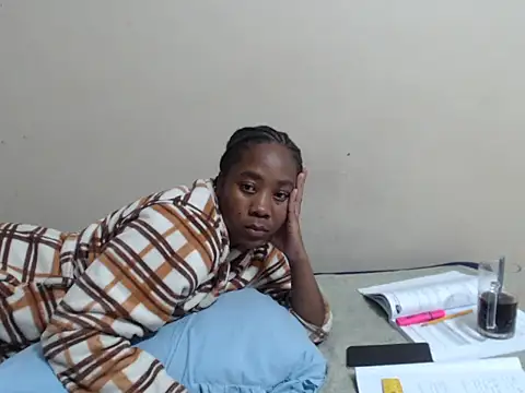 SexyLipss  online show from March 3, 6:26 pm