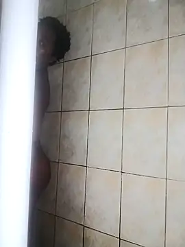 Snapshot of SexyLipss_ chatting on January 5, 6:33 pm SexyLipss online show from January 5, 6:33 pm