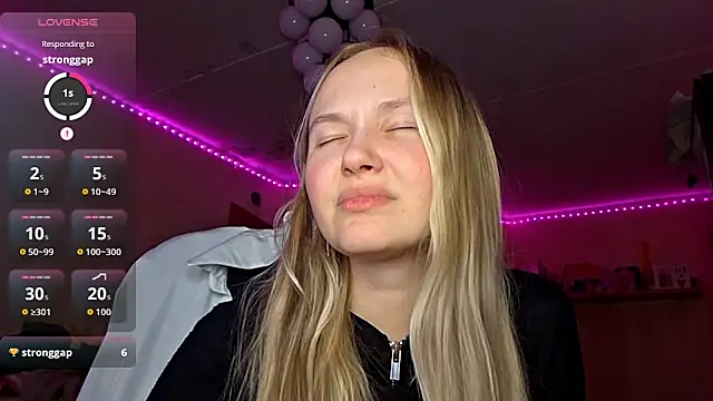 KarinRobertson online show from February 23, 5:24 pm