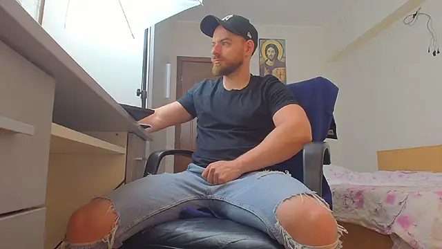 Ryanstone  online show from May 13, 3:24 am