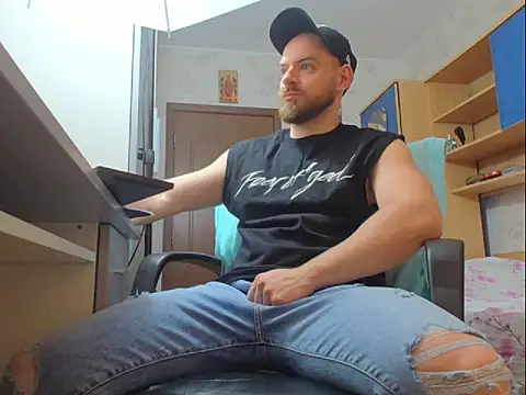 Ryanstone  online show from January 15, 5:11 am