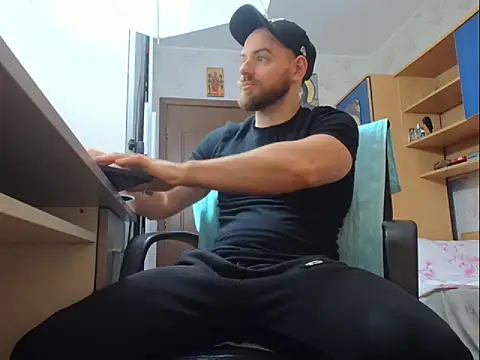 Ryanstone  online show from January 19, 6:17 am