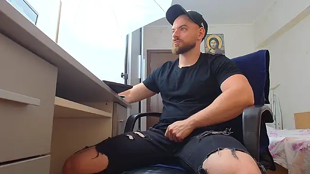 Ryanstone  online show from May 21, 3:48 am