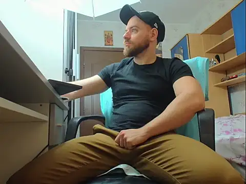 Ryanstone  online show from January 17, 4:49 am