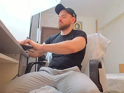 Ryanstone  online show from March 26, 7:28 am