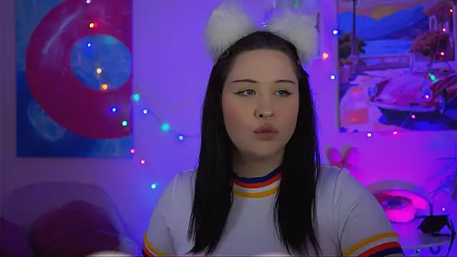 TinaBakers  online show from November 3, 1:04 pm