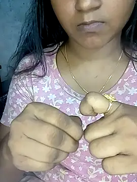 Snapshot of Neha533 chatting on November 15, 7:07 pm Neha533 online show from November 15, 7:07 pm