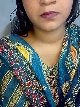 Snapshot of Neha533 chatting on April 30, 4:14 pm Neha533 online show from April 30, 4:14 pm