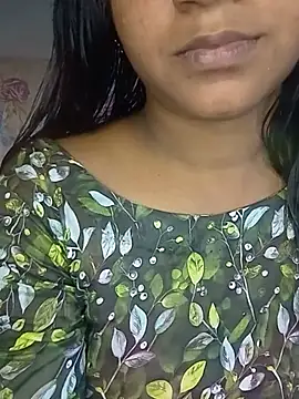 Snapshot of Neha533 chatting on May 10, 8:07 am Neha533 online show from May 10, 8:07 am