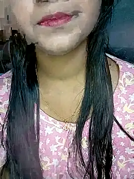 Snapshot of Neha533 chatting on November 6, 6:12 pm Neha533 online show from November 6, 6:12 pm