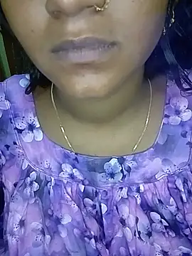 Snapshot of Neha533 chatting on July 11, 7:58 pm Neha533 online show from July 11, 7:58 pm