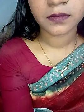 Snapshot of Neha533 chatting on April 19, 6:10 pm Neha533 online show from April 19, 6:10 pm