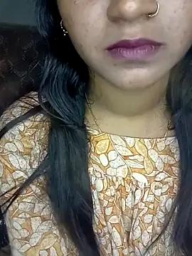 Snapshot of Neha533 chatting on April 18, 8:42 pm Neha533 online show from April 18, 8:42 pm
