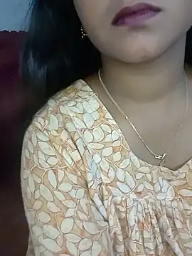 Snapshot of Neha533 chatting on June 10, 7:48 pm Neha533 online show from June 10, 7:48 pm