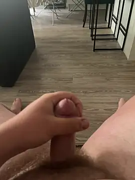 ChubbyBrit online show from July 16, 3:42 pm