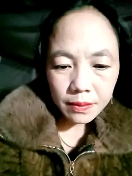 Snapshot of Sara_pusyy chatting on December 14, 10:43 am Sara pusyy online show from December 14, 10:43 am