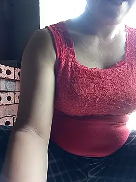 Snapshot of Sara_pusyy chatting on July 4, 4:30 am Sara pusyy online show from July 4, 4:30 am