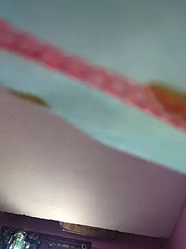 Snapshot of hyd_couple7878 chatting on December 16, 7:34 am hyd couple7878 online show from December 16, 7:34 am