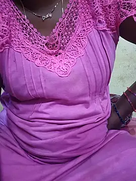 Snapshot of hyd_couple7878 chatting on December 17, 9:03 am hyd couple7878 online show from December 17, 9:03 am