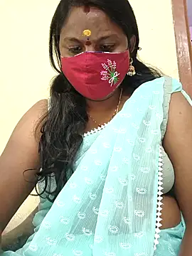 Snapshot of hyd_couple7878 chatting on November 28, 5:29 am hyd couple7878 online show from November 28, 5:29 am