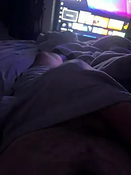 adamblunt59 online show from June 25, 9:53 pm