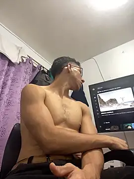 Snapshot of johnvixx chatting on November 29, 4:12 am johnvixx online show from November 29, 4:12 am