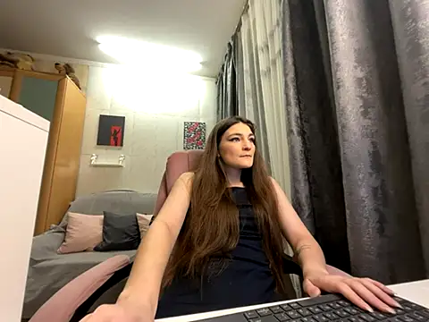 HelgaMun online show from November 13, 5:55 am