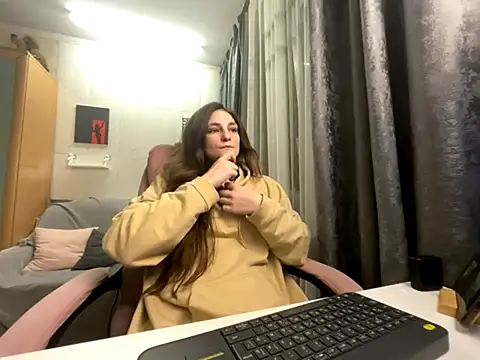 HelgaMun online show from November 8, 2:31 pm