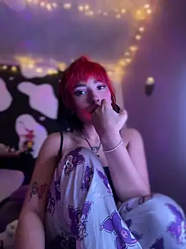 Snapshot of He_cate chatting on November 14, 5:11 am He cate online show from November 14, 5:11 am