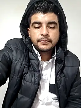 Snapshot of Yerackhip chatting on January 11, 10:33 am Yerackhip online show from January 11, 10:33 am