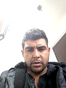 Snapshot of Yerackhip chatting on January 8, 4:02 pm Yerackhip online show from January 8, 4:02 pm