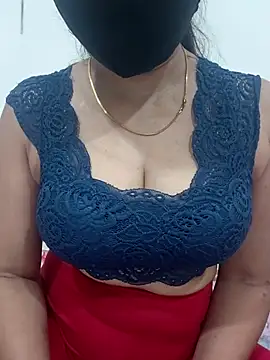 Aarti909090 online show from July 14, 6:36 pm
